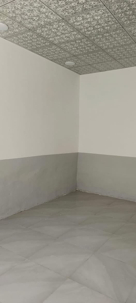 عقار 100 متر مقابل ساحة شارع 10 مفتوح عل شارع الصب المطار ستفسار تصال *********** 📍القوس الهنديه
