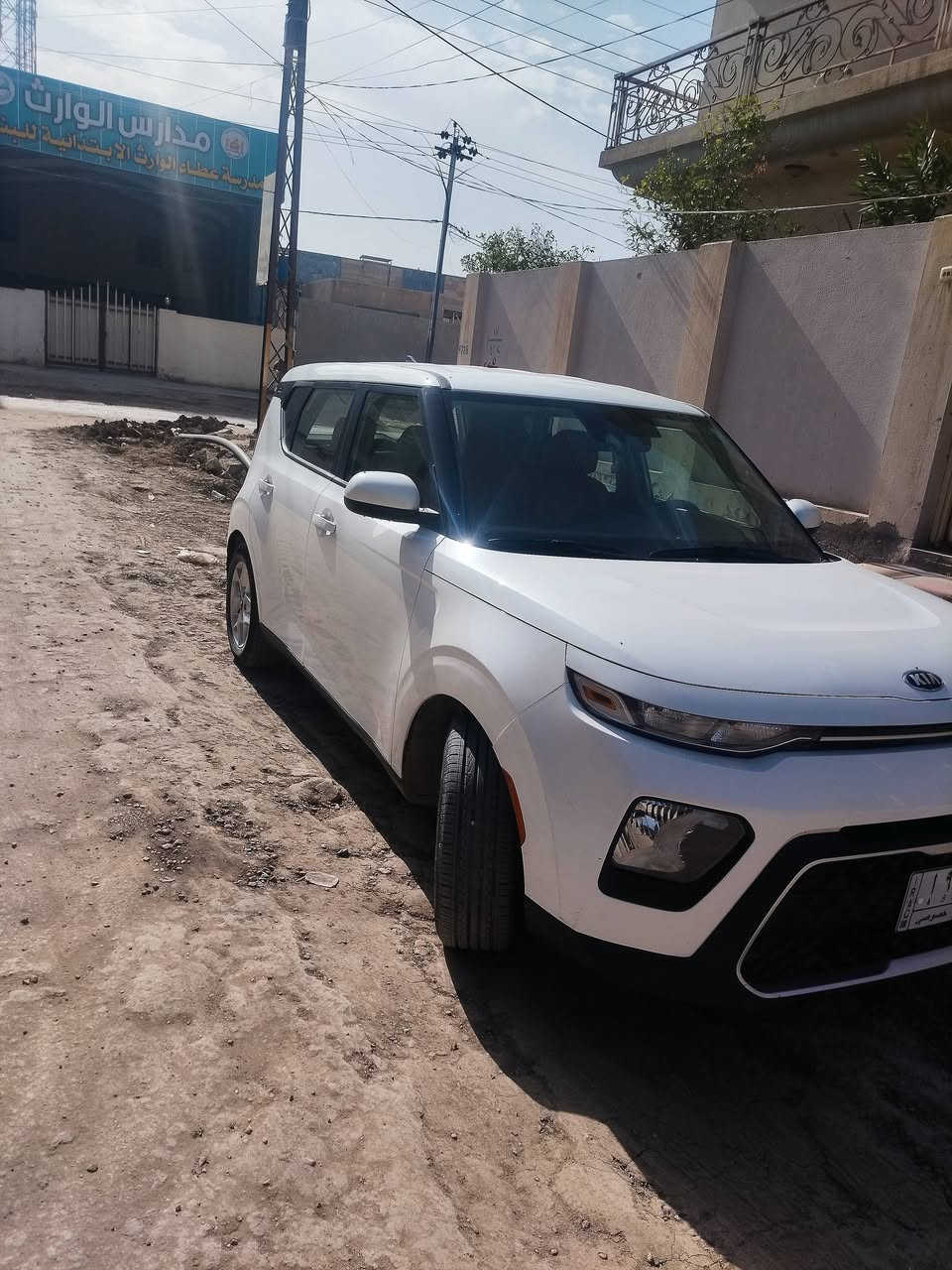 السلام عليكم
للبيع صول موديل2020 وارد امريكا 

مكينه2000 دوش

راديترات شركه

شاشه كبيره

كاميرا خلفيه 

تحكم استيرن 

اوتو ستوب

رادارات

ماشيه60 

رقم بابل 

مكاني بابل 

الشراي يتصل ***********
