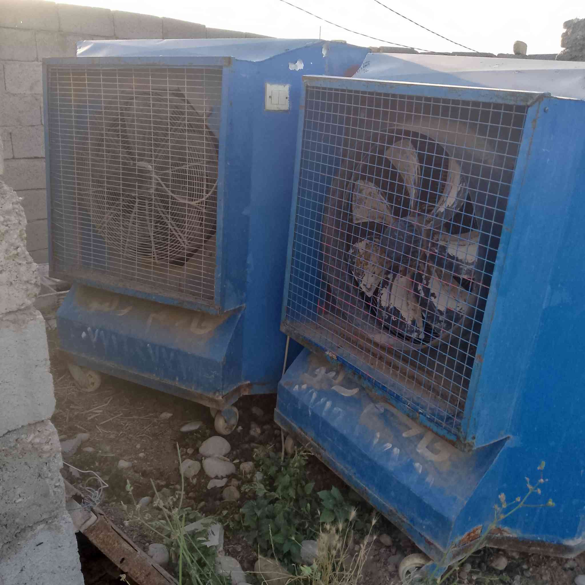 للبيع مبردات حديد مال مناسبات نضيف وسريع وبارد السعر مناسب للشراي اتصل
***********
