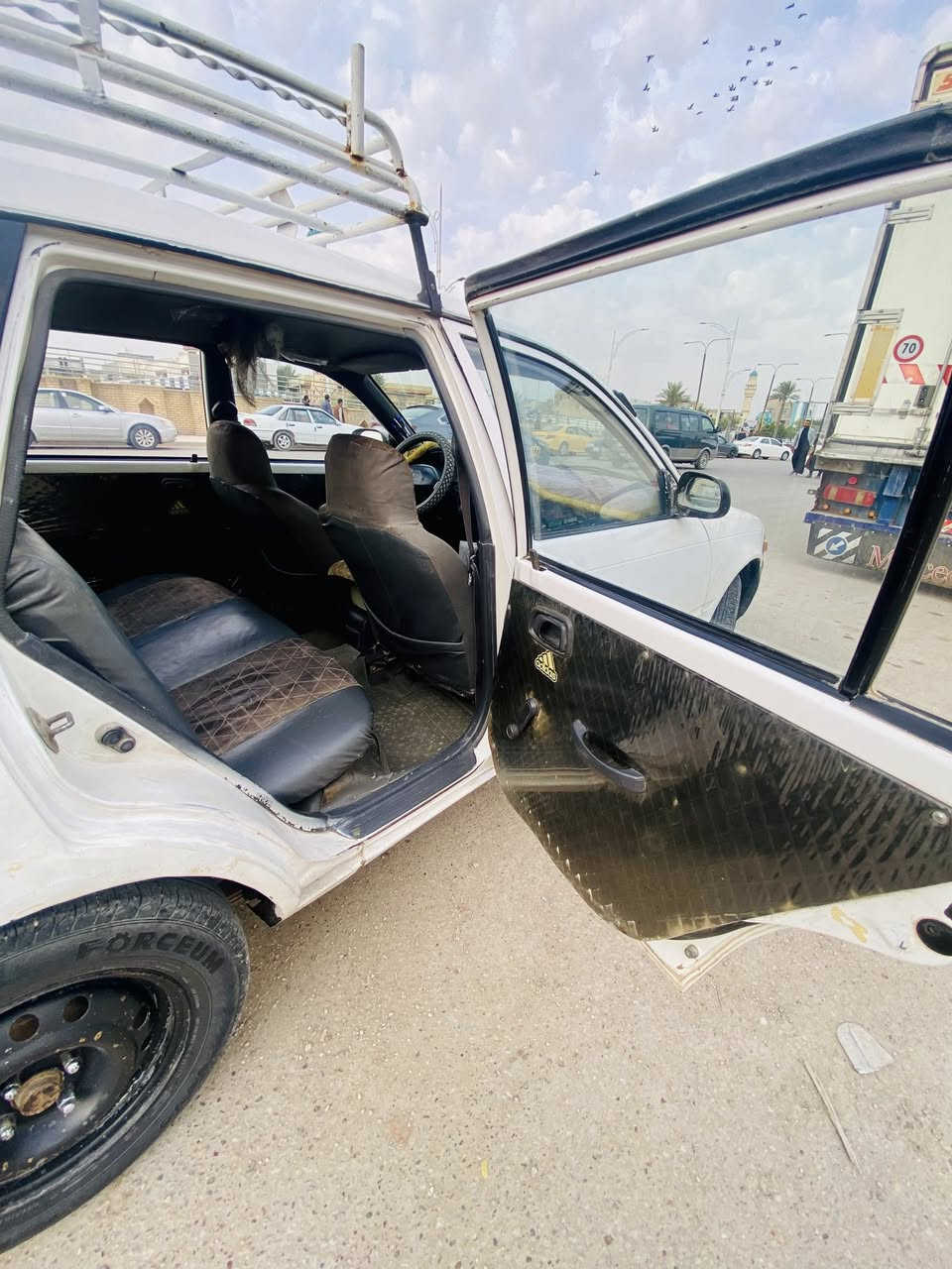 السلام عليكم 
كورلا ستيشن تويوتا  1994سنويه بسمي بسمي رقم انبار الدولي هزه جديده ل2028
 كير مكينه كارتون مال حاويه قبل كم يوم 
 شادهن باتري جديد صدر خلفي امامي جديد الارضيه مدوشمه جلد والقماره جلد مدوشمه والبطائن مدوشمه جلد
كهربائيات كلها شغله مابيها خياس تخم تاير جديد منظومه مال بانزين كل جديد سياره بلاديه مابيها صبغ (ملاحظه السياره ورك من الخلف )سعرها 46$ وبيها مجال مكاني الانبار فلوجه ‭

‭0787 914 3727‬ بي واتساب
‭0750 540 3846‬ بي واتساب
