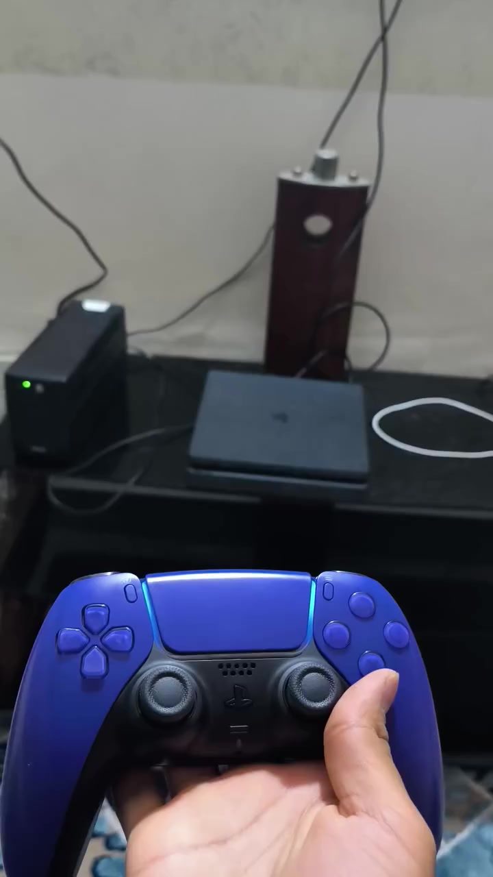 بلايستيشن 4 بحالة ممتازة 🎮
الجهاز شغال بشكل مثالي، ما عليه أي مشكلة
معاه كنترول بلي5 + كيبل + كل الملحقات
السعر: [دينار400.000] - قابل للتفاوض
للتواصل: [خاص]
📍 [بغداد]


**إذا كنت صاحب هذا الإعلان وتريد حذفه لأي سبب، رجاءا أرسل رسالة إلى الدعم الفني**