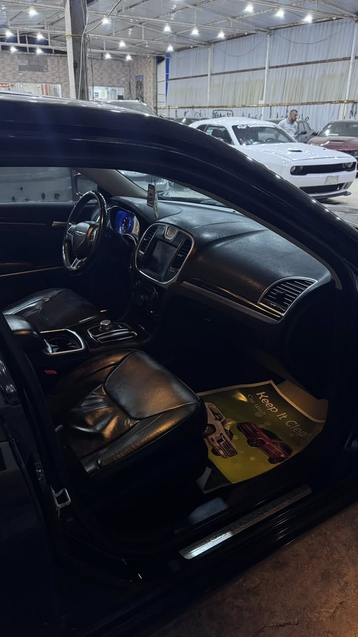 اوبامه فوول C مرمز 2023 اصل 16 
برده خلفيه 
كشنات تدفئه وتبريد 
استيرن كهرباء 
بونراما ويل كروم 18 تخم تاير 
تشغيل عن بعد 
محرك 3600. V6
صور الحادث مرفقه 
تبديل  قطعتين  اصلي 
السعر قفل قفل 160 بلاش
العنوان ذي قار تحويل ثاني يوم 
***********
