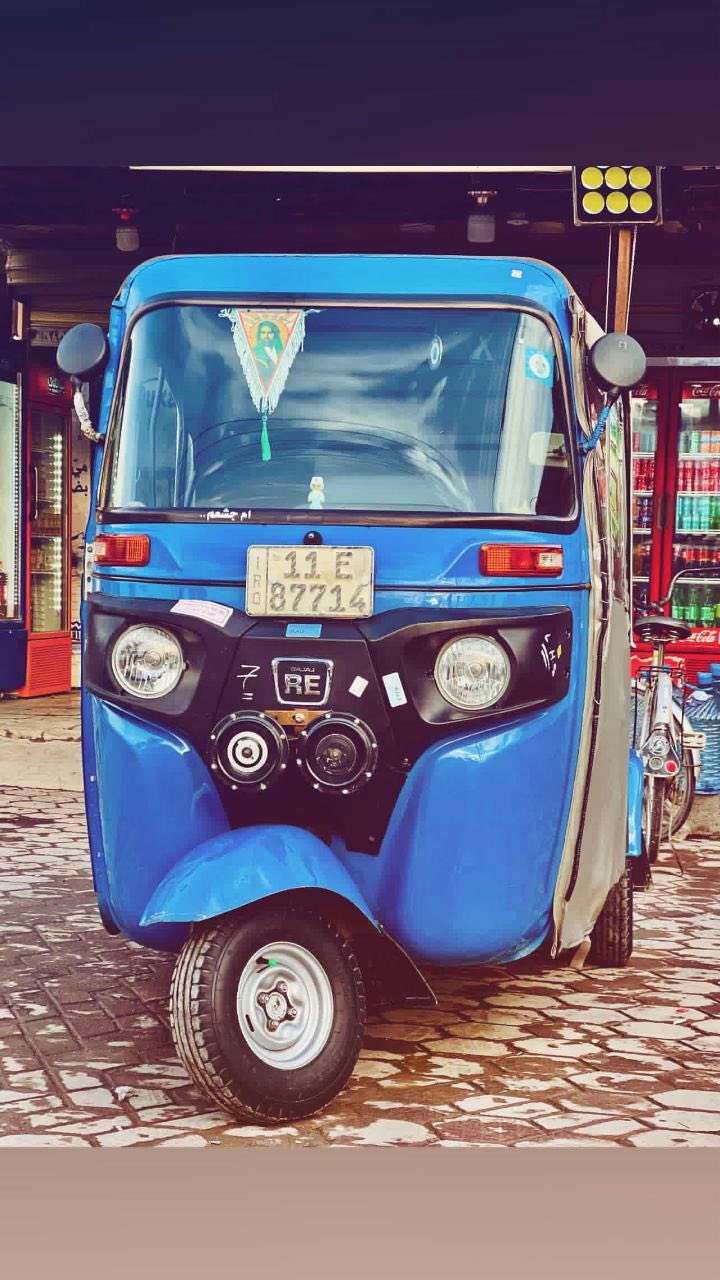 سلام عليكم تكتك ٢١شهر ل١٢رقم وسنويه كفاله عامه منكلشي تجي وتفحص مكان بغداد محموديه السعر ٨و٦٠٠وبيه مجال قليل لشراي يخابرني مستعجل علا بيعته***********
