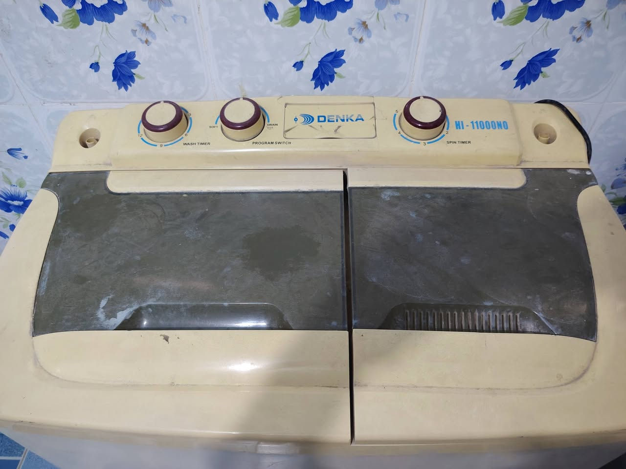 اغراض منزل شغالات وبحالة جيدة   للبيع بسعر مناسب مبردة اونيور كبيرة وغساله نوع دنكه و مروحة عاموديه ثقيله باكستاني عنوان بهرز حي الشرطه للاستفسار اتصل او راسل الصفحه رقمي *********** ابو احمد
