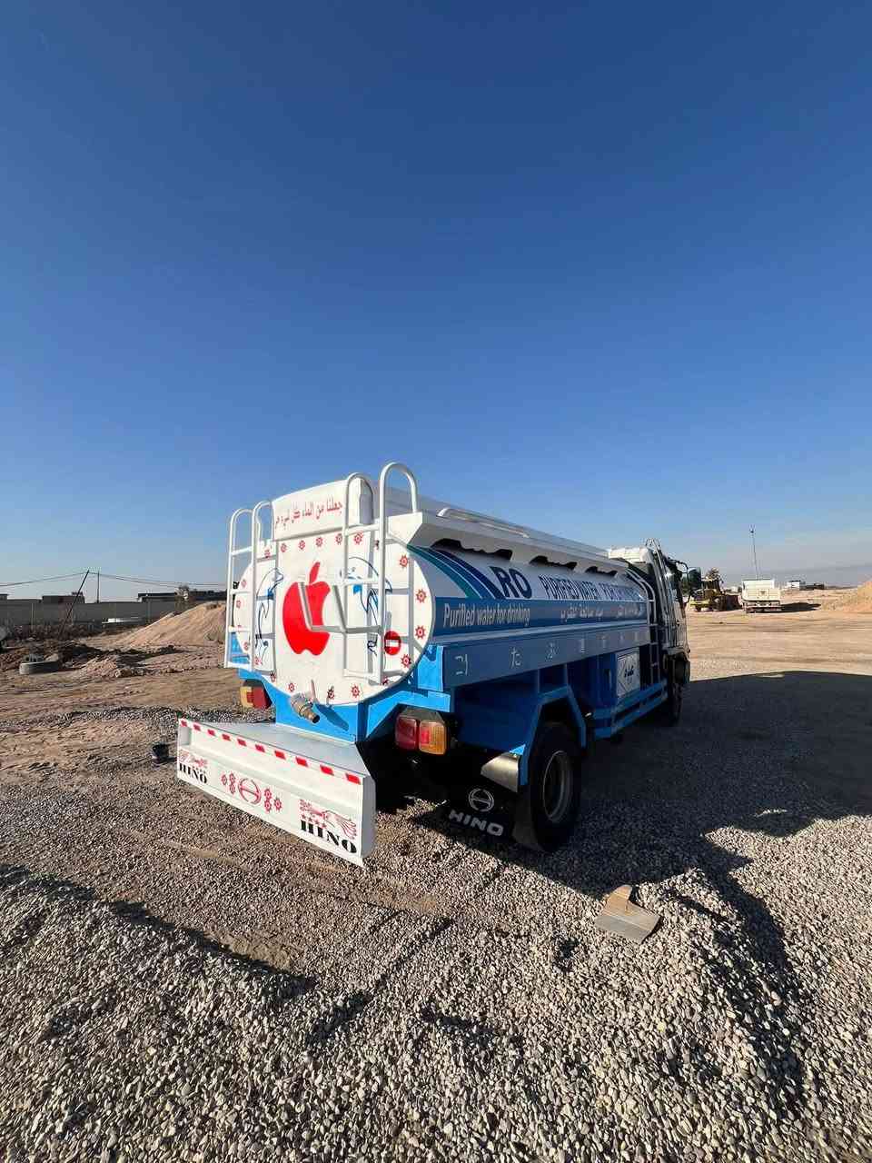 سلام عليكم هينو طيره للبيع
سياره جاهزه تخم تاير  مكفوله كفاله عامه ما عده فقط بخار 
سنويه  جديده بسمي تحول ثاني يوم حموله 7ونص شاصي مكفول .سعره 137ورقه مكاني البصره شط العرب ***********
