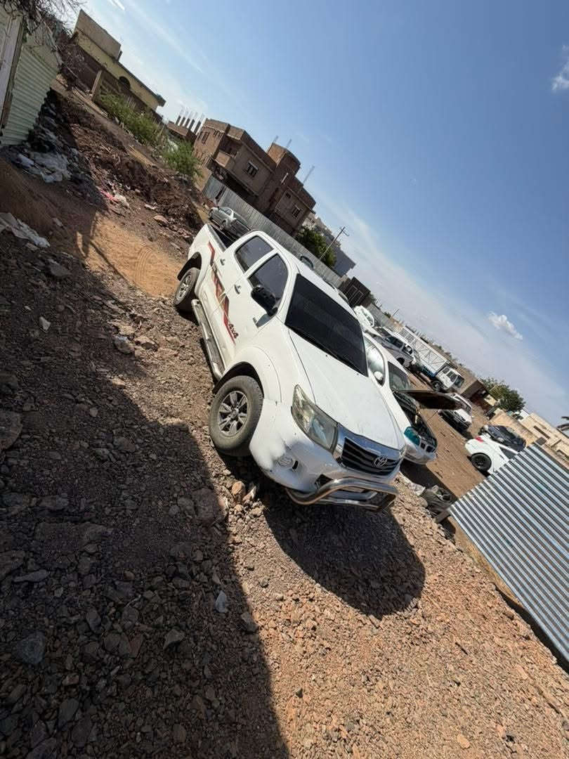 🇸🇩الفارس للسيارات🇸🇩
للبييييع في الخرطوم _ الشجرة
🔝بوكس موديل 2011
ديباجة شهر 8 متقدمة
قير عاااادي _ دبل عالي
وقود جااااز _ مكنة فل
قوائم فل _ فوط فل 
حزام نضافة _ خالي ضرب
ترخيص الخرطوم _ ترخيص جديد استلام لوحات بعد شهر
💵السعر 85.000 تفاوض بسيط
💵عمولة مليون من المشتري ثابتة
@⁨‏الكل⁩
رقم التواصل 0908941170
0928098584


**إذا كنت صاحب هذا الإعلان وتريد حذفه لأي سبب، رجاءا أرسل رسالة إلى الدعم الفني**