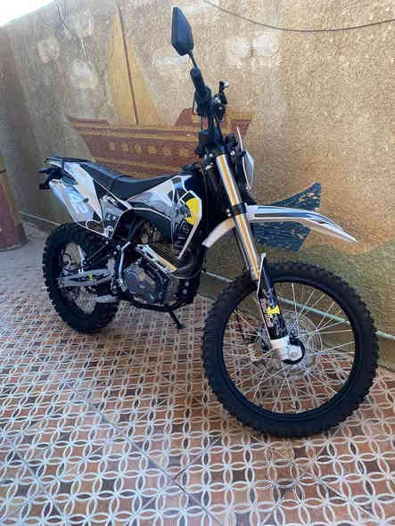 قفاز 24 محرك 300 سعر مليون وميتين وبي مجال ***********
