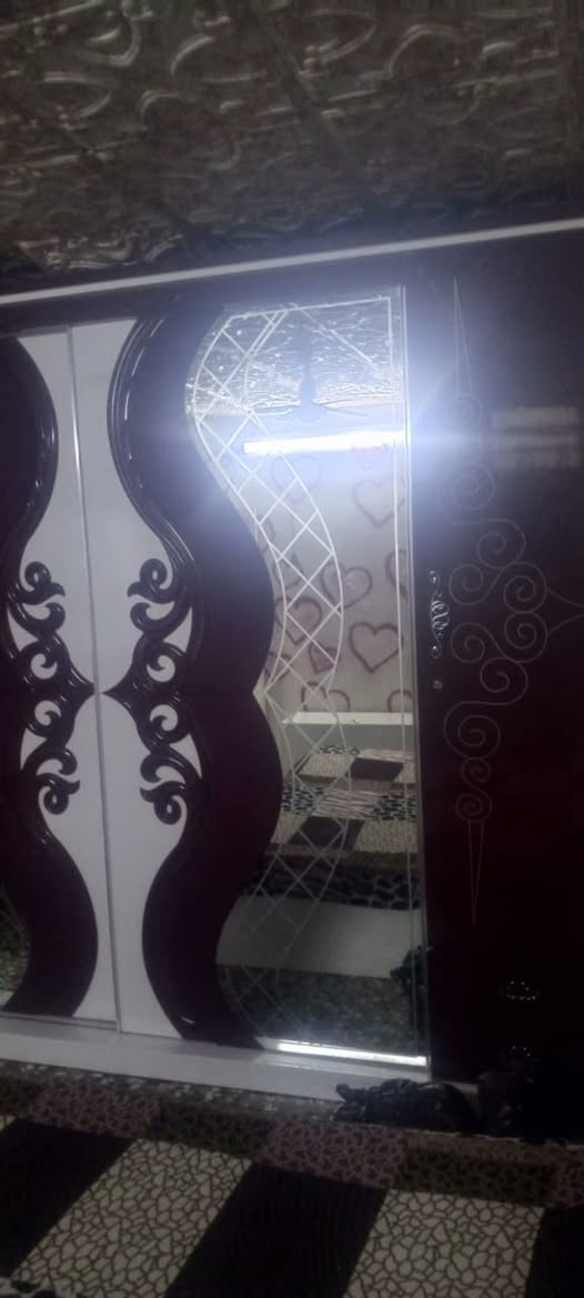 السلام عليكم غرفه نوم تركي نضيفه لبيع 

***********بي واتساب
