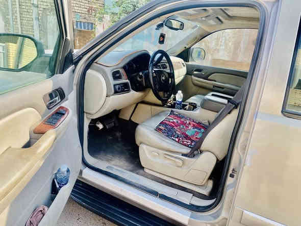 للبيع ‏‎تاهو 2009 LTZ فول مواصفات
‏‎وارد كندي
‏‎سياره جاهزه بدون نقص
‏‎مكفولة من كلشي
‏‎السيارة ماشي كلش قليل (183 )الف فقط
‏‎تبريد ثلج
‏‎رقم بغداد مميز جداً مكرر انكليزي الدولي 
‏‎مواصفات ملكيه
‏‎فتحه سقف
‏‎شاشا دشبول
‏‎كامره خلفيه
‏‎كشنات جلد
‏‎كشنات خلفيه منفصل vip
‏‎كشنات اماميه تدفئه وتبريد
‏‎نضام ثبات
‏‎حساس خلفي
‏‎دوسة ابريك متحركه
‏‎تحكمات استيرن مع قفل سرعه
‏‎تشغيل عن بعد
‏‎  تخم تاير جديد مشلن
حجم 17 FUEL تخم ويل جديد  بلادي اصلي
 اسود+كروم 2019 
‏‎(سياره بيها الجاملغات الخلفية صبغ+البابتين الخلفية و الامامي فقط رش بدون معجون بسبب الجراد والباقي كله مكفول بلاد كفالة الشركة )+ السونار مرفق بالصور
‏‎السعر 190$
‏  بغداد حي العامل
