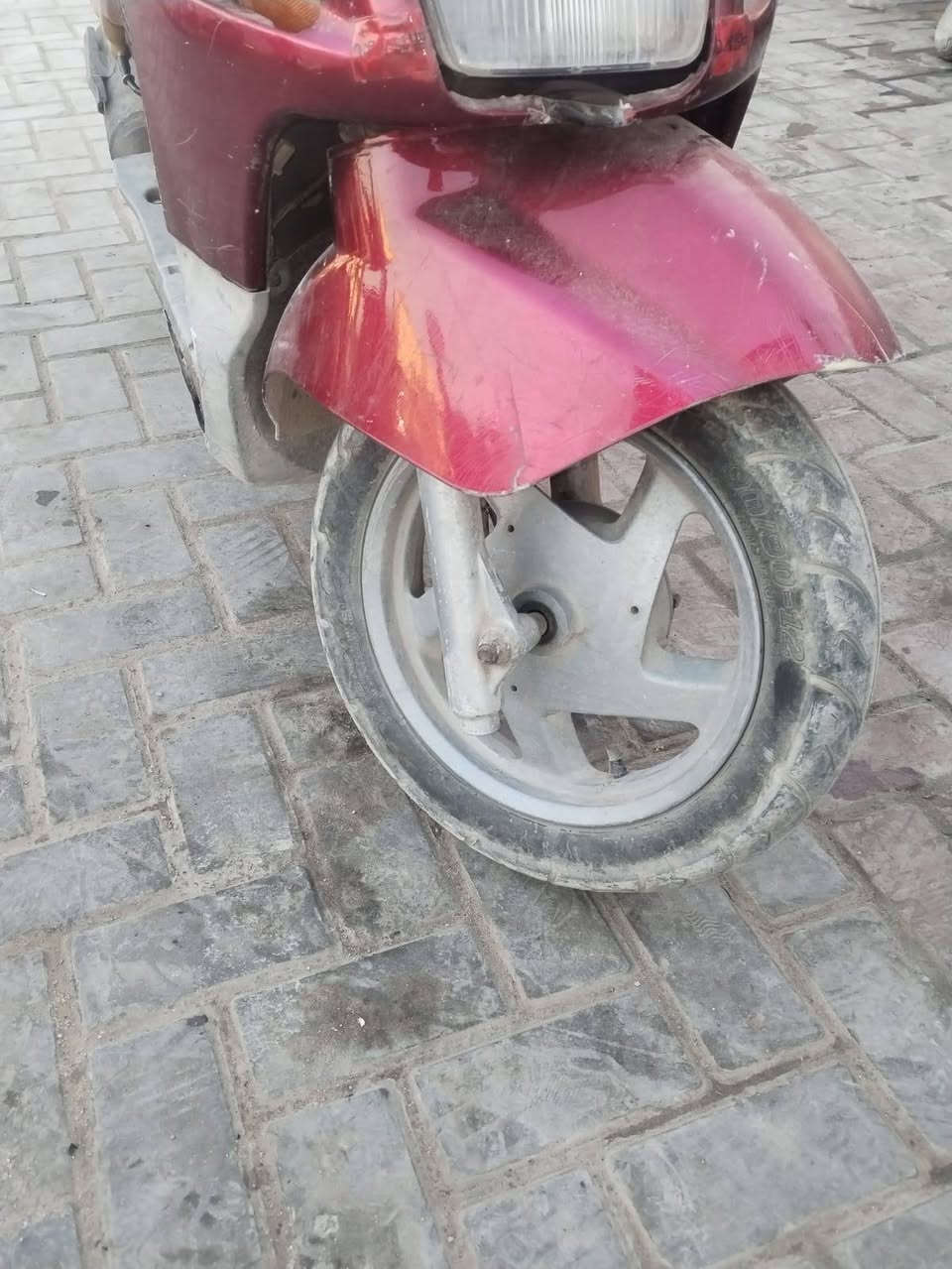 السلام عليكم دراجه٦٠ بيكم طافيه مكاني الدوره ١٢٥ 
***********
