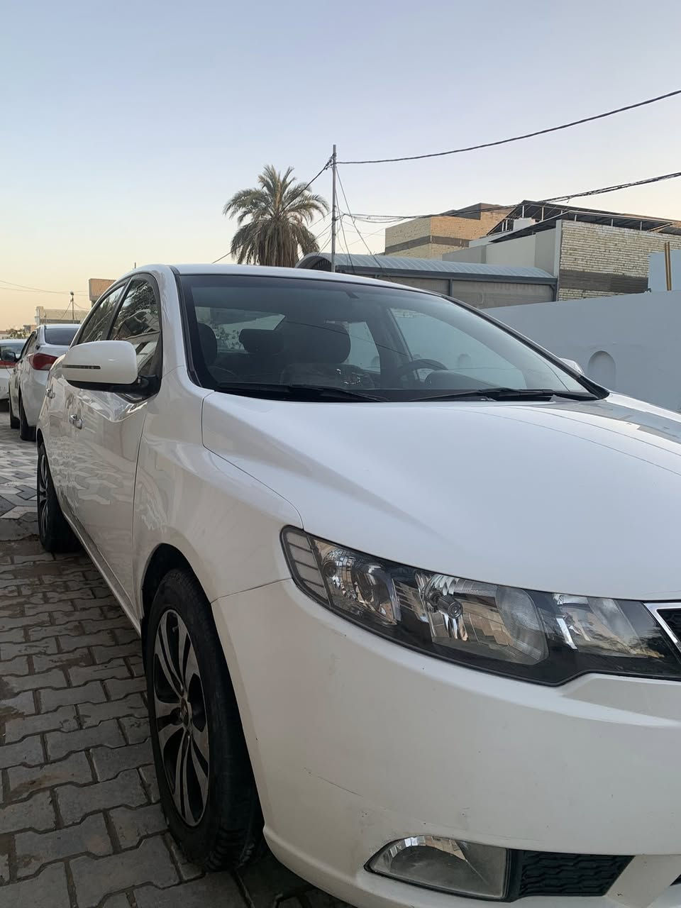 السلام عليكم
كيا سيراتو 2012 مكينه 1600
رقم اربيل الجديد سنويه لل 2031
بيها قطع صبغ ابيع حزام والباقي مكفول كير مكينه مكفولات 
مواصفاتها اشاير بالمري ومري شفط وتحكم ستيرن مكلف بلنشر مكانها نجف كوفه سعرها 87 وبيها مجال مكلف بلنشر للتواصل ***********
