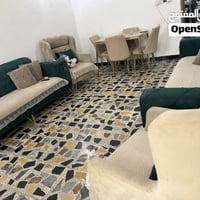 تخم نظيف بي ملاحظات بسيطة سعره ٤٠٠ الف  الميز طعام سعره ١٥٠  ٠٧٧٢٢٧٢٣٣...