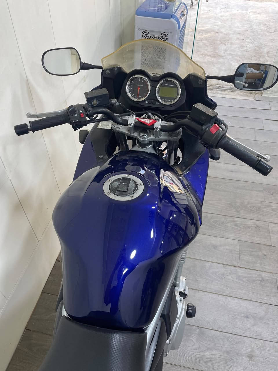 السلام عليكم سوزوكي 1250s
موديل 2010
تجي نضام نوزل 
نضام اي بي اس 
ماشيه 38 الف 
دراجه دخول جديد رمبه 
دراجه بحاله الوكاله 
بدون رقم بدون كمرك 
مكاني سامرا  سعرهه 28
***********
