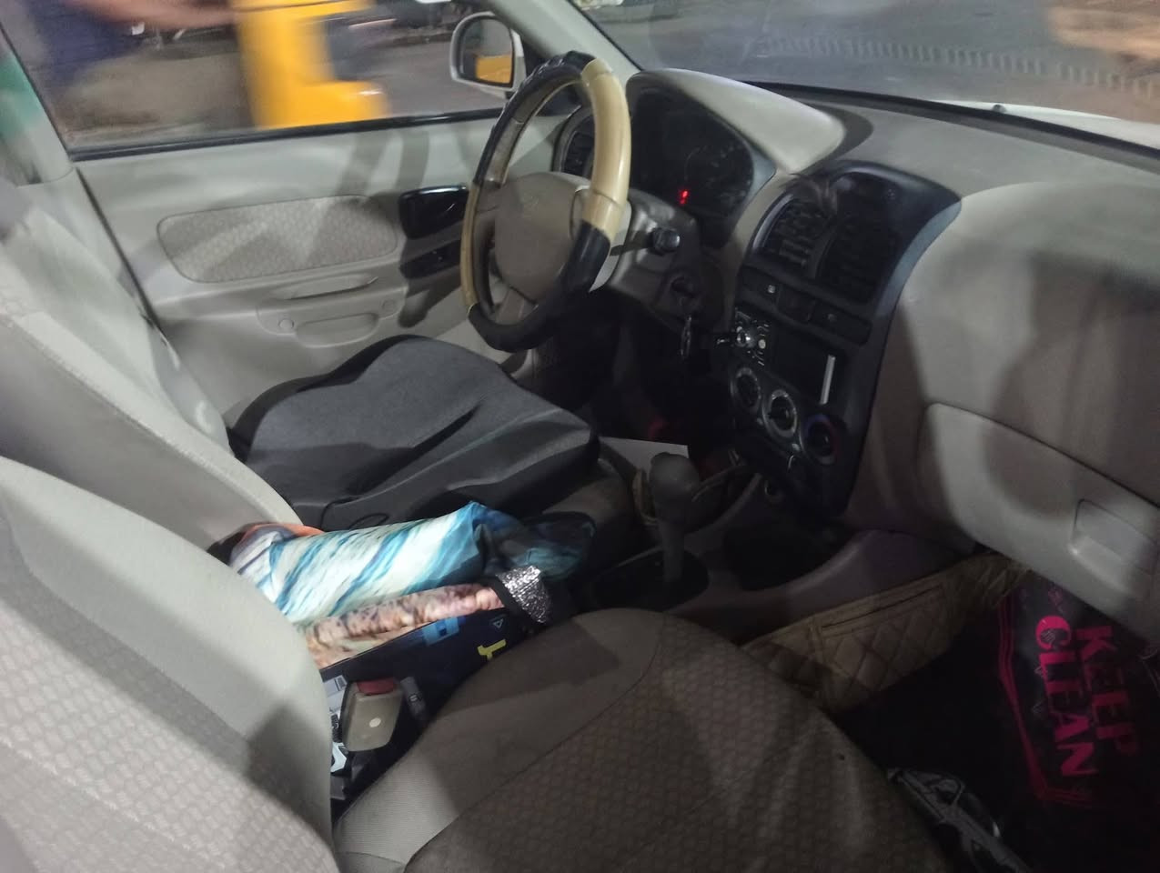 فيرنا للبيع موديل 12 ماشيه 115 الف سياره بسمي سونار موجود رقم 
*********** السعر 78
