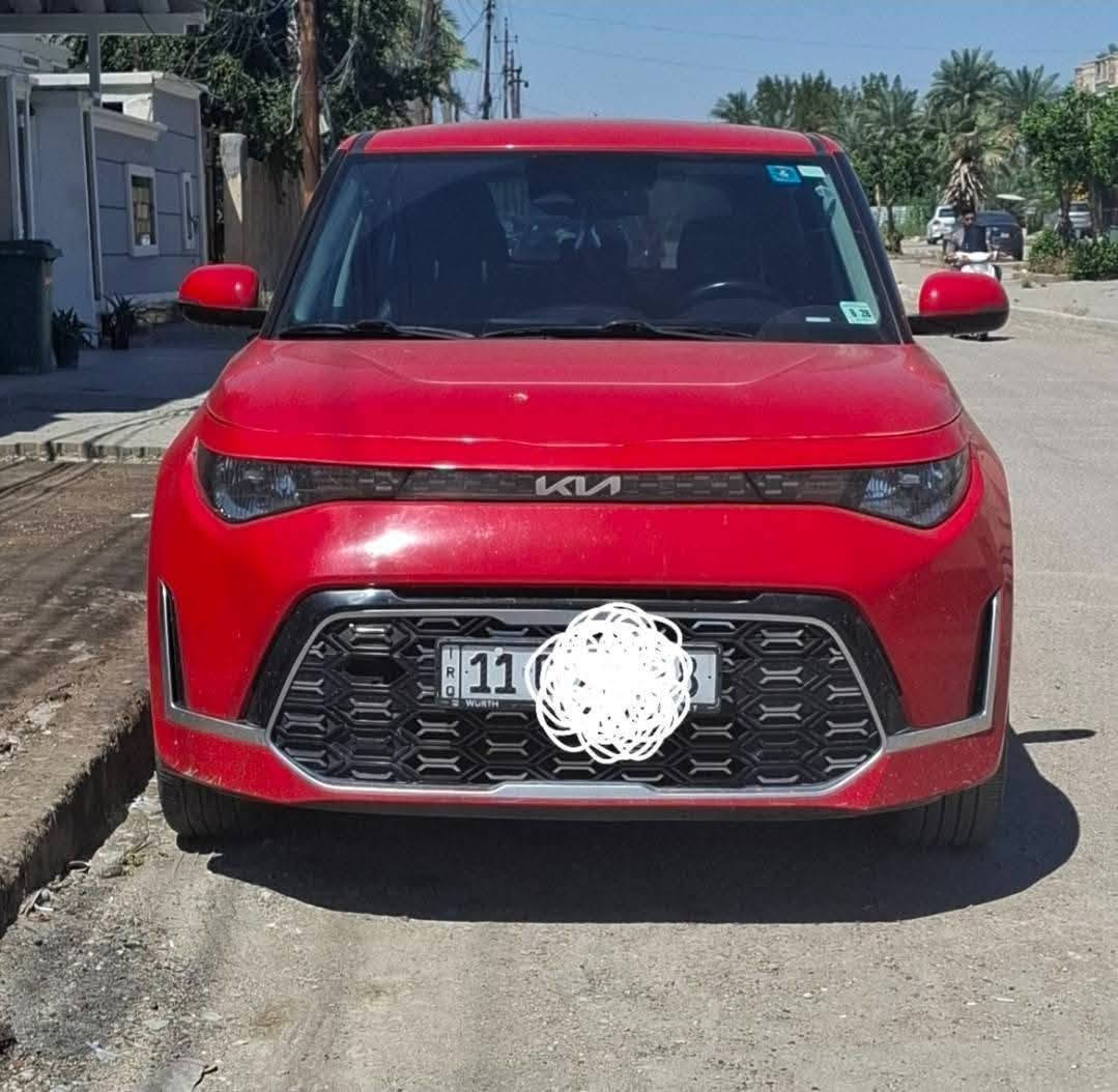 للبيع 

GT-Line 2023 سول

النوع: كيا سول GT-Line

(فول مواصفات)

الموديل: 2023

الرقم: بغداد بإسمي شخصياً

- تحويل ثاني يوم)

المسافة المقطوعة: 47,000 كم قابلة للزيادة

حالة البدي والضرر:

السيارة بدون صبغ نهائياً.

. تفاصيل الضرر: بارد وتكحيل کارت شبرين) في البنيد أثر الحادث + خشم الجاملغ مع تعديل الجاملغ بارد + بارد قليل
جدا في حافة الباب

الدعامية الامامية تبديل

. ملاحظة توجد طخة بسيطة جداً في الباب الخلفي (جهة الراكب أثر النقل (موضحة بالصور) ورصعة بالبنيد طابوكة بسبب اطفال المنطقة )  طخة بالدعامية الخلفية

الإيرباك ضرر إيرباك الدرگة (الستيرن) والدشبول مبدل
بلادي.

 

العنوان : المحمودية  أو الكرادة
السعر مناسب 

للتواصل:***********
