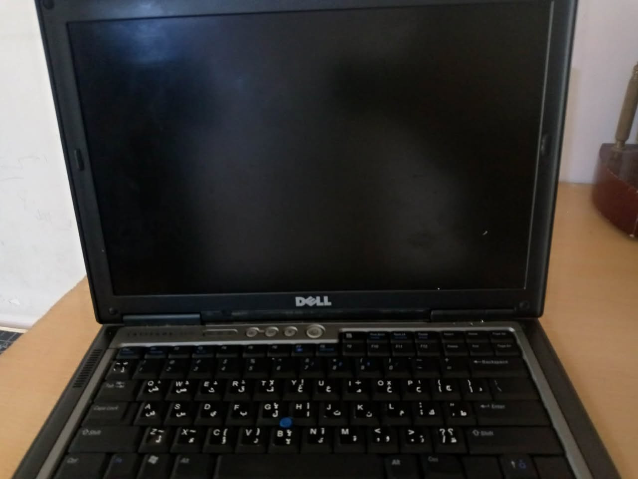 لابتوب  DeLL    شغال  مابيه اي عيب  بس  ناقصه واير شحن  مابيه  شرط الشغل السعر  60


**إذا كنت صاحب هذا الإعلان وتريد حذفه لأي سبب، رجاءا أرسل رسالة إلى الدعم الفني**