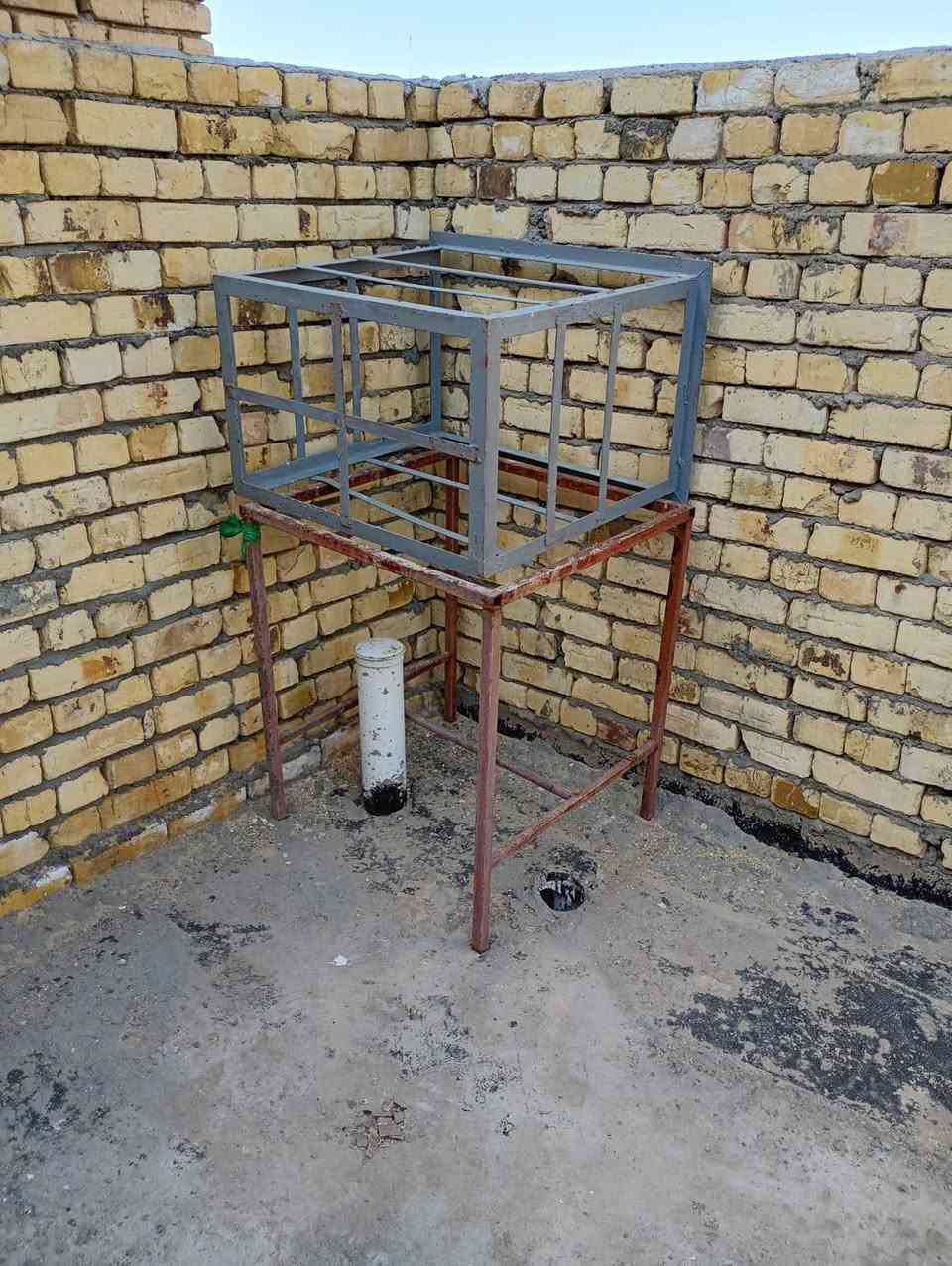 اغراض للبيع مكيف اخو الجديد مستخدم اقل الشهر ع الفحص سعره ب250ومندر نفرين ضغط عالي سعره 50وقفص المكيف ب15وكاونتر مترين نضيف كلش مابي اي ضرر سعره 120وبي مجال العنوان الخاجيه الشراي يدخل خاص


**إذا كنت صاحب هذا الإعلان وتريد حذفه لأي سبب، رجاءا أرسل رسالة إلى الدعم الفني**