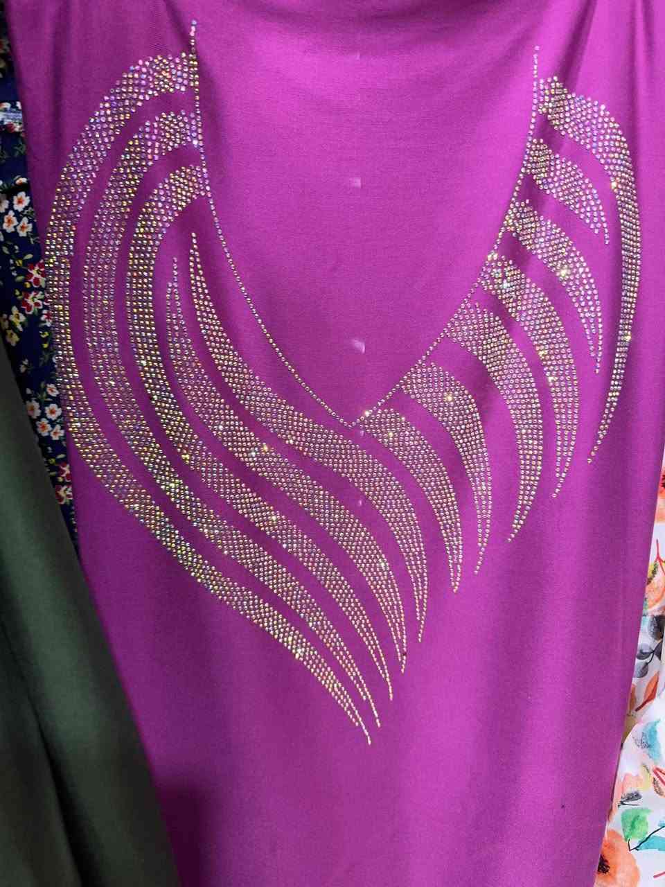 تخفيض جميع الاسعار بمناسبة شهر رمضان المبارك 🌺
كشمير كابوي مطاط الاصلي
مطرز صدر وردن شذر ستراس الاصلي 
القطعه مترين ونص جميع الفصالات يرهم 
السعر فقط 10.000 
 توصيل جميع المحافضات 5.000


**إذا كنت صاحب هذا الإعلان وتريد حذفه لأي سبب، رجاءا أرسل رسالة إلى الدعم الفني**