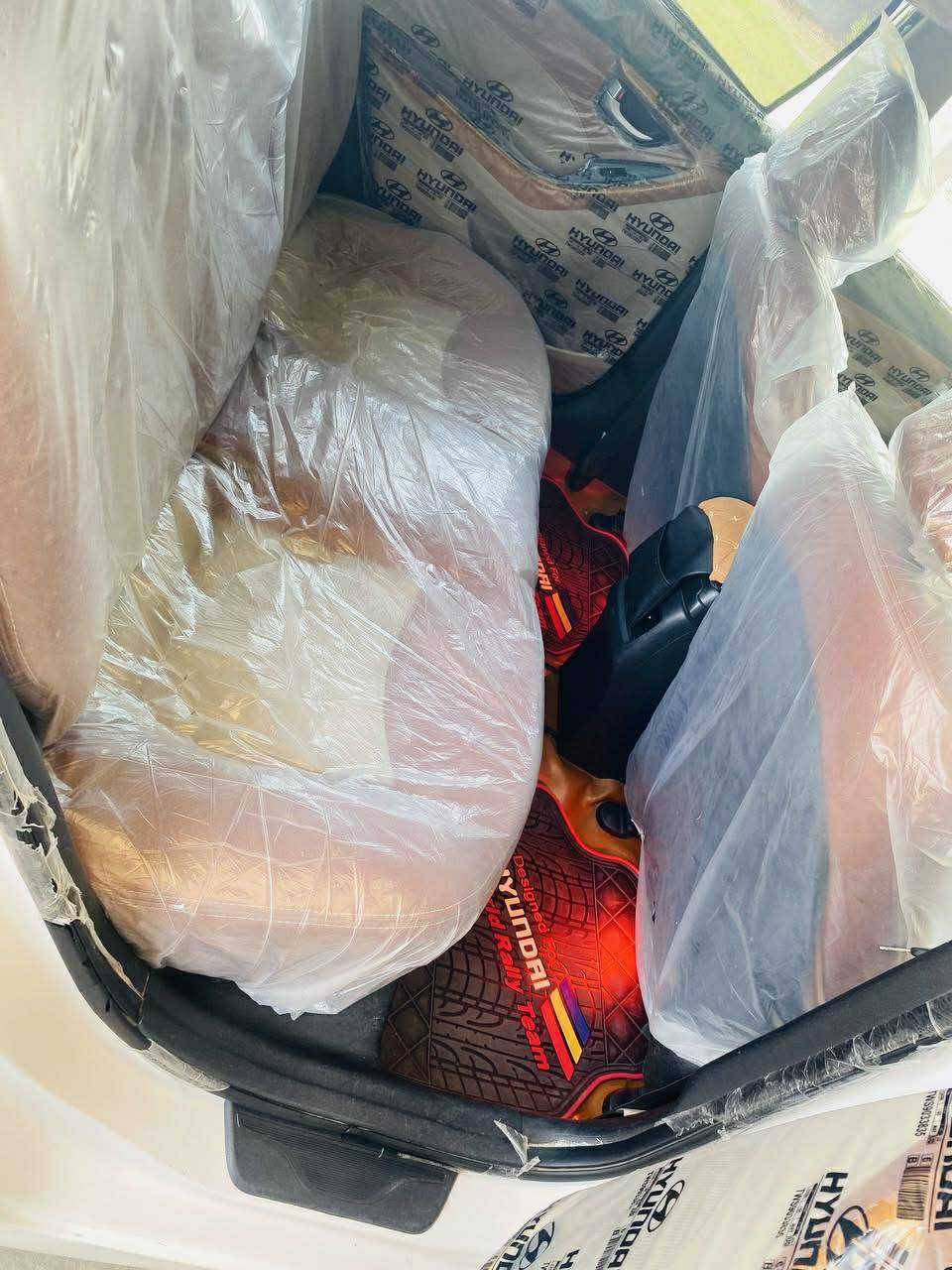 سيارة النتره موديل 2016سياره فول موصفات ماعده بصمه محرك كير مكفوله قطعتين تبريد محرك 1800سياره بيه قطعتين صبغ رقم بغداد الاستفسار على خاص او على الرقم التالي ***********
