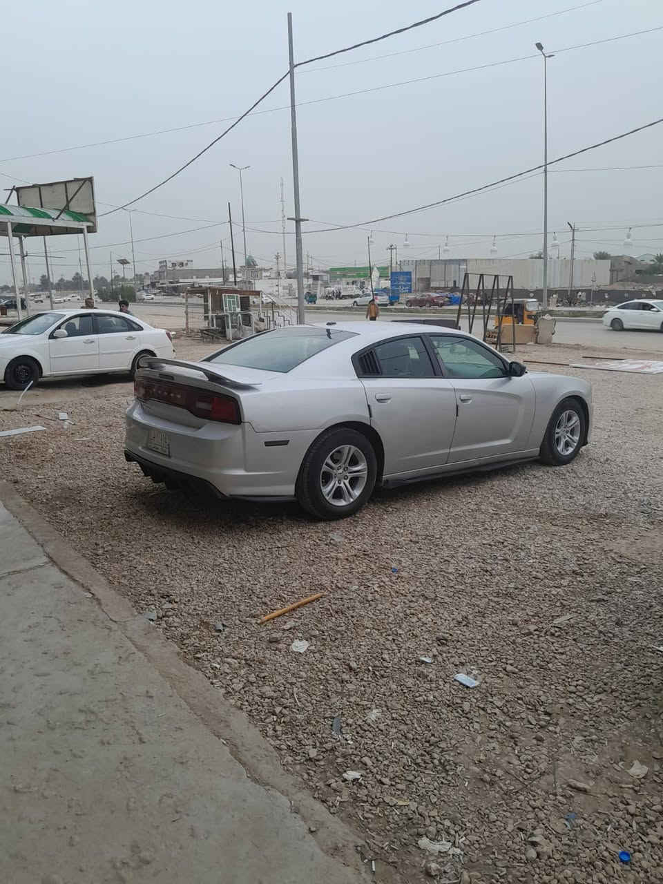 جارجر ٢٠١٢ فول موصفات قطعتين صبغ بدون دواخل السعر ١٦٠ وبيه مجال *********** العنوان بابل المسيب
