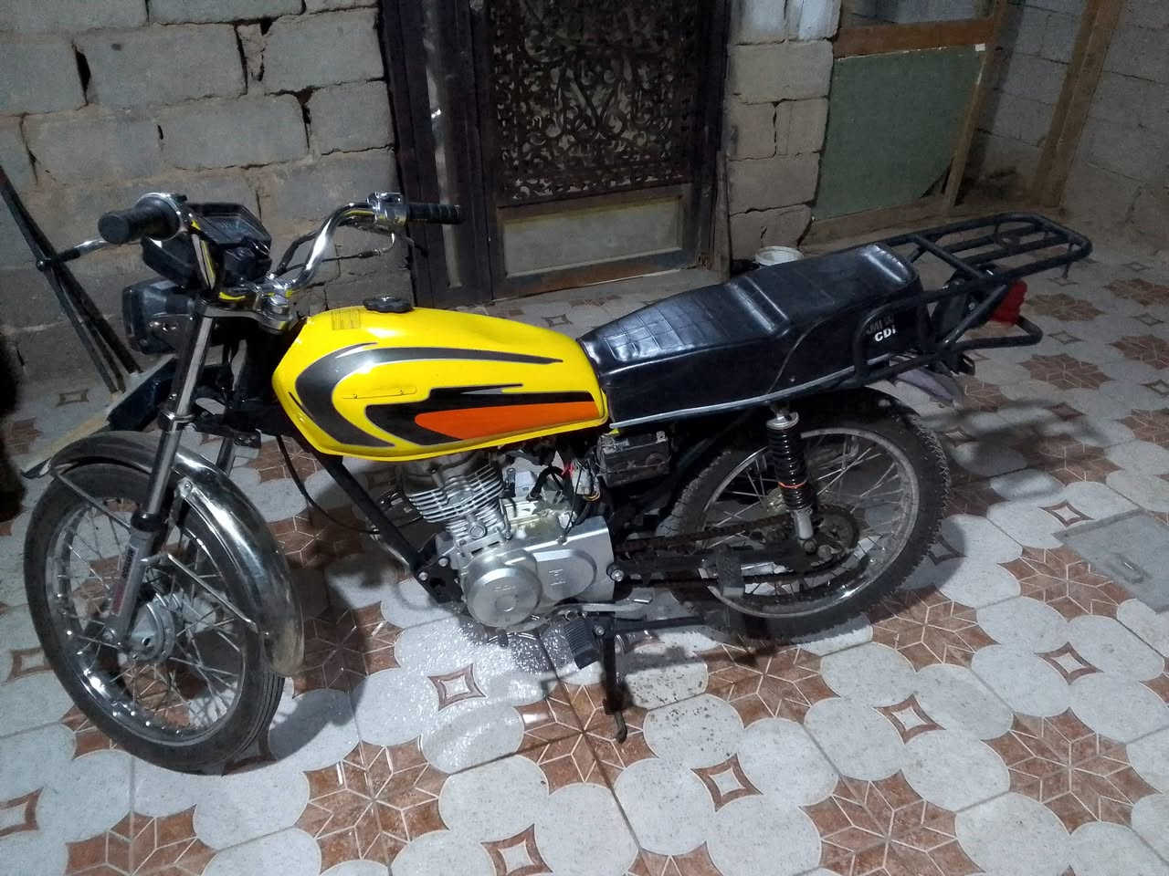 سلام عليكم دراجه نامه شلامجه اوراق اصولي مديل 21كله شغاله الكهبايات السعر 750وبيه مجال مكاني ناصريه مركز  زديناويه ***********واتساب
