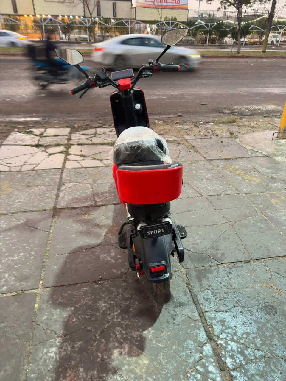 سلام عليكم دراجه شحن نوع R9 مواصفتها اشاير يمنى وشاره يسره ودبل اشاره وبريكات دسكات وسرعتها 120 كهربائيات كلها شغاله وخمسه باتري دبلات هايدروليك والايتات عالي وناصي  وبطاقه تشتغل الدراجه وتشغيل بصمه عن بعد مكاني بغداد حي الجهاد النسيم 7814805843


**إذا كنت صاحب هذا الإعلان وتريد حذفه لأي سبب، رجاءا أرسل رسالة إلى الدعم الفني**