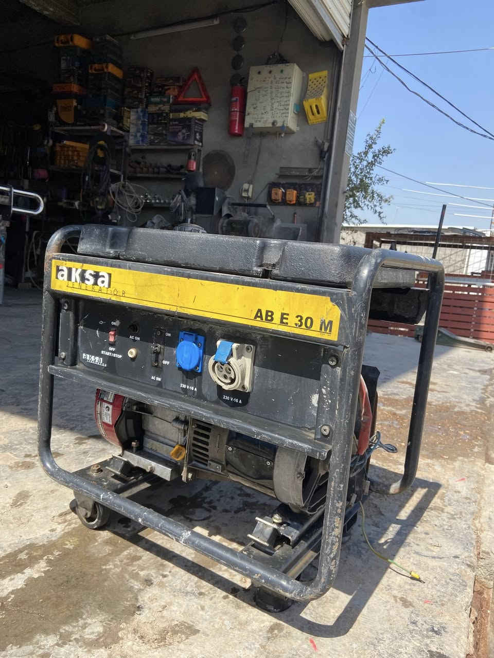 سلام عليكم مولده لبيع
‏

    ***********￼
