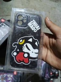 للبيع حافضات 600قطعه ابيع شلعه الي يردهن  يتفضل ويدلل 07874295332