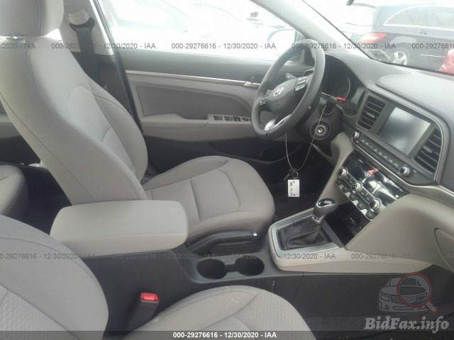 Hyundai Elantra 2020 SEL – وارد أمريكي
للبيع فقط

 حالة السيارة:
السيارة بجم كبس بدون ضرر امامي او جانبي
نظيفة جدا.

 الملاحظات:
السيارة بيها صوت ببداية التشغيل الصبح 
وبعد ذلك تمشي جداً طبيعي ( رواجز). 

 المواصفات العامة:

• المحرك: 2000cc – اقتصادي جداً بالبنزين
• الگيـر: أوتوماتيك (( ATM )) – النوع المرغوب، تبديل ناعم جداً ...محور حديثاً كصة اصلي بي ضمان والوصولات موجودة ..يعني تخلص من مشاكل ال CVT 
• منظومة تبريد للگيـر أصلية – ضمان 5 سنوات
• الممشى : 120 ميل 
• اللون: رصاصي- فيلي
• الرقم أربيل – تحويل مباشر

 التجهيزات والمواصفات:
• رادار أمامي + نظام تحديد المسار
• نظام تنبيه النقطة العمياء + التوقف الذاتي للطوارئ
• مثبّت سرعة (كروز كونترول)
• نظامين للقيادة SPORT + NORMAL 
• تبريد مزدوج (جهتين) – منظومة جديدة ومكفولة 
• شاشة لمس بلادية تدعم Android Auto و Apple CarPlay
• بلوتوث + USB + تحكمات ستيرن جهتين 
• كاميرا خلفية دوّارة بلادية + حساسات رجوع
• إطارات ممتازة – جاهزة للاستخدام

 الفحص متاح بأي مكان ترغب. 
 الموقع:- الرمادي او بغداد 
 السعر: ( 135 ) وبيها مجال
 للتواصل واتساب أو اتصال: ***********
