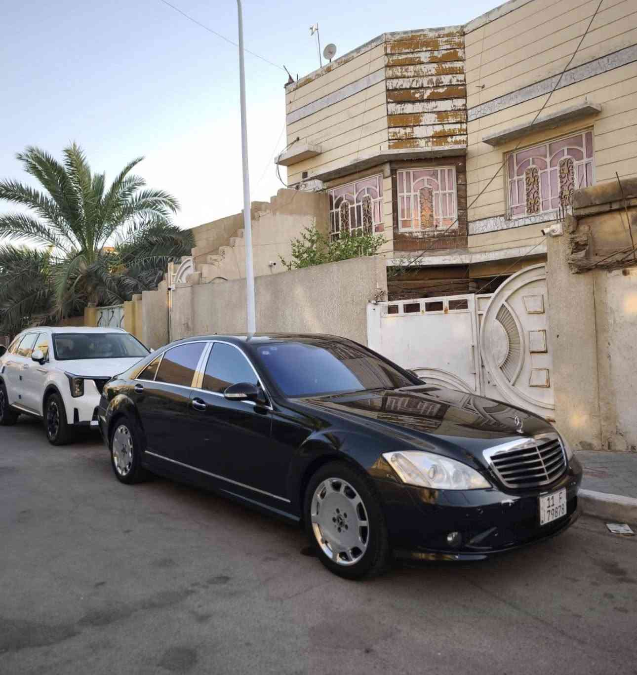مارسيدس S500موديل 2007 
وارد يابان فول  موصفات محرك 8v مكفولة كفالة عدا البنيد الامامي مبدل رقم بغداد باسمي
المكان البصره /السعر 195$
***********
