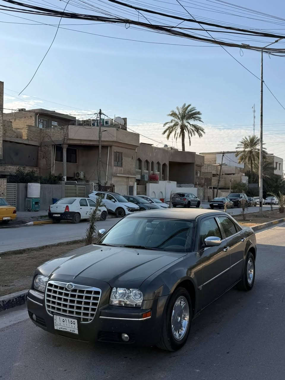 السلام عليكم اوباما ٢٠٠٩ خليجي رقم نينوى 
جاملغ أمامي جهة السائق مبدل و٣ قطع صبغ جمالية 
محرك ٣٣٠٠ 
١١٥ وبيها مجال 
***********
مكاني بغداد
مواصفاتها معروفة
