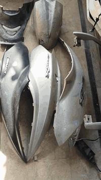 السلام عليكم متوفر غراض سكنس تفصيخ للبيع بسعر مناسب مكاني بغداد البلديات وعندي غراض سلفر ونج 600 هم ليحتاج شي يتصل واتساب ***********
