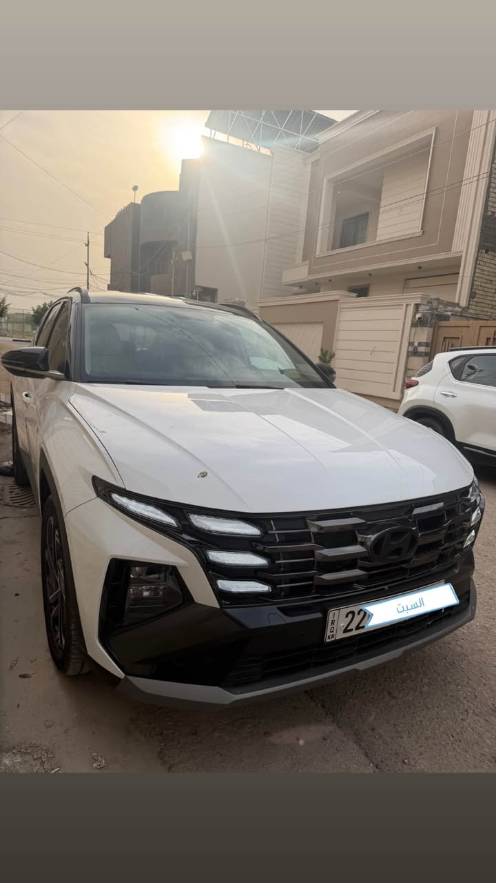 هونداي توسان 2025 سيارة فول مواصفات تو كلر تبريد كشنات جنطة كهرباء كراسي كهرباء السيارة كفالة عامة بعدهي زيرو ماشيه 7000 الف فقط  سيارة ضمان شركة الاولى تبديل دهن داخل الشركة بعدهي بلضمان رقم اربيل الدولي  مكاني كربلاء السعر 237 رقم *********** كربلاء, العراق
