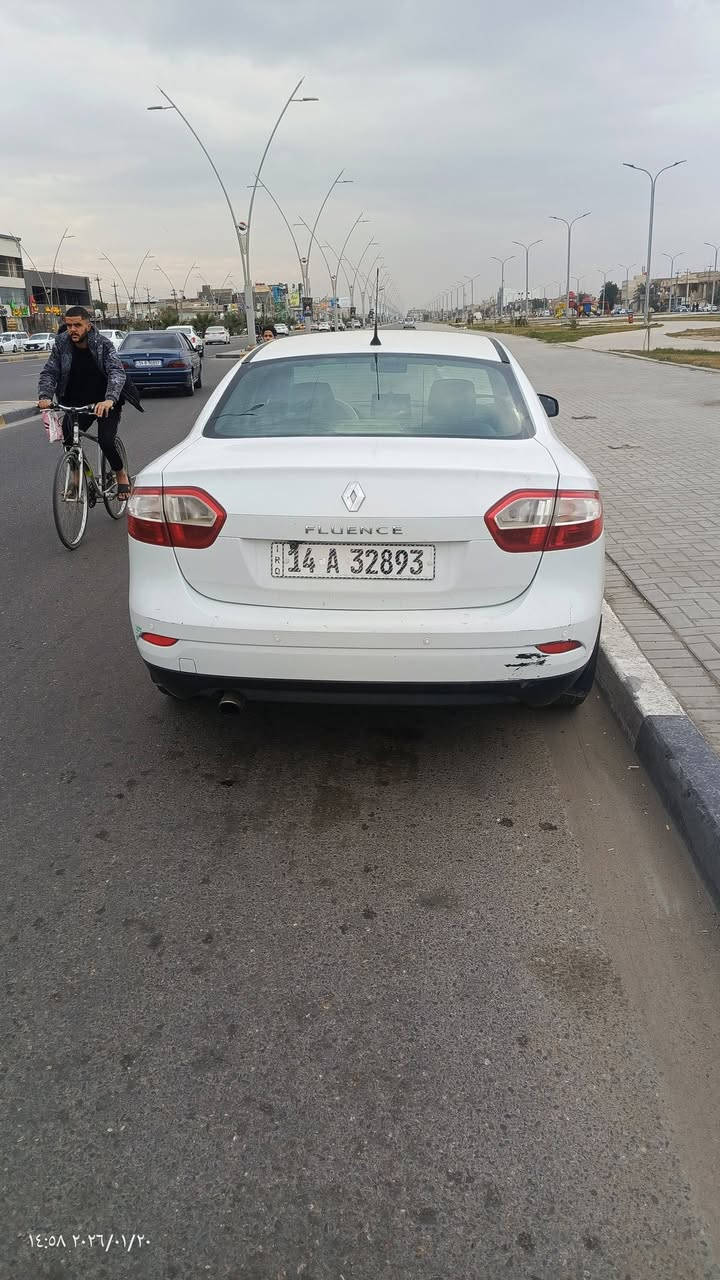 رينو فلونس ٢٠١٣ مكينه وكير  مكفولات سياره جاهزة من كلشي شاشه وحساسات و كامره وتحكم استيرن تبريد نظيفه كشر ودواخل مشروع وطني وهزه جديده قبل ١٠ ايام سنويه لغايه ٢٠٣١ السعر ٦٦ للتواصل ***********
