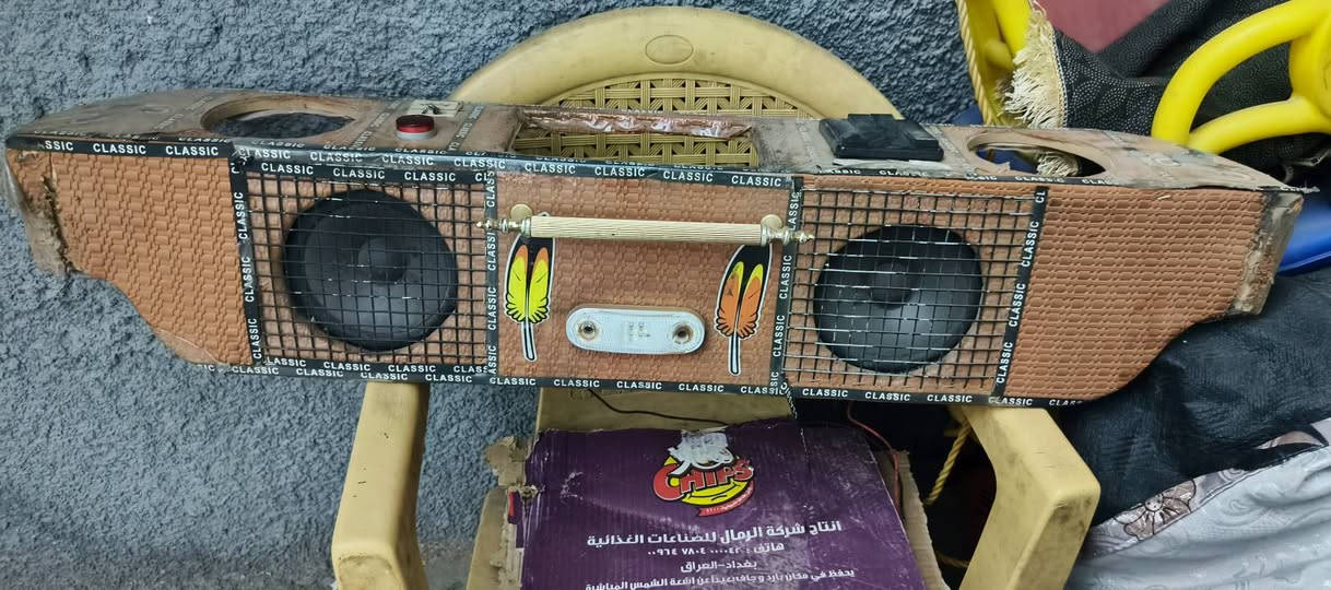 سلام عليكم شباب غراض تكتك للبيع كلمن وسعره جوه الصوره الي يحتاجهن يراسلني او يتصل ***********
