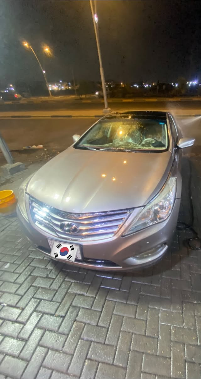 السلام عليكم ورحمة الله وبركاته
من رخصة الادمن 
هونداي ازيره  خليجي موديل ٢٠١٢ مواصفات فول الفول رقم بغداد إنكليزي جديد مكينه 6 سلندر  كفاله  لا تنقيص ولا تبخير 

سياره كفاله عامه  من فتح وتبديل  والصبغ   شرط سونار سياره جاهزه من مكينه وكير وحداديه وتخم تاير تبريد غرفه جديده 

سياره نضافته 💯 بل 💯 نضيفه وجاهزه 

مواصفات السياره

بجم كله زنون  

بصمه ابواب وتشغيل 

بانوراما طكتين 

كشنات جلد 

تدفئه تبريد كشنات 

قطعتين تبريد 

تحكم كشنات منفصل بل ابواب 

تحكم  بيانو  

برده خلفيه كهربائيه 

بردات جانبيه خلفيه 

مري شفط نظام ترحيب 

عنده تقرب ناره داخليه 

فتح صندوق ذكي 

لدات امامي خلفي وبلو جكتور لد 

حساس امامي خلفي 

تحكم ستيرن كهربائي  

كشن ذكي 

نظام اصوات انفنتي 

لد مري جانبي 

اناره داخليه بلادي 

مري قلاب 

حساس خلفي امامي 

يدات نيكل إشارات ترحيب جانبي 

دمام خلفي كولتي عالي 

دبل كزوو خلفي 

العنوان البصرة 
السعر ١١٢
*********** ☎️***********
