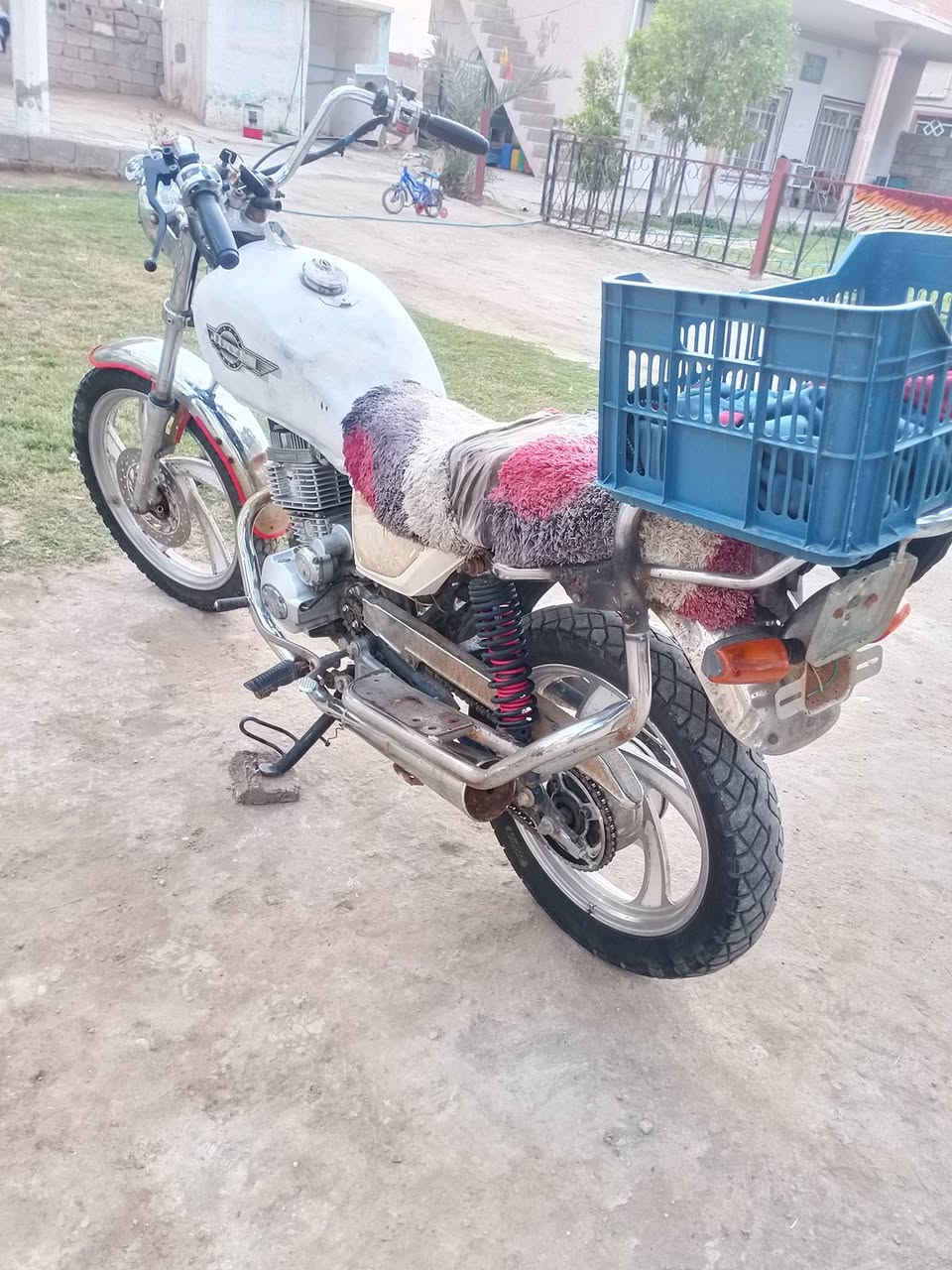 السلام عليكم جني موديل 13 بدون اوراق دراجه •اللّـہ̣̥ شاهد عليه خير م̷ـــِْن •الڵـهٍ  بي مكينه حجم 200 اي نظوح مابيها  دبل صلنصه دبل بلك بالعباس خير م̷ـــِْن •اللّـہ̣̥ تخم تاير مستعملات ايمشنك فوك 5 اشهر لايت امامي شغال فقط اشاير لايت خلفي مابي ماماخذله
#ملاحظه_أإأذأإأ_بيع_سعره_175_وذا_اكو_مراوس_بدراجه_ايراني_سيفان_تايكر_نامه_ارشه
مكاني ديالئ شهربان المقداديه
***********
