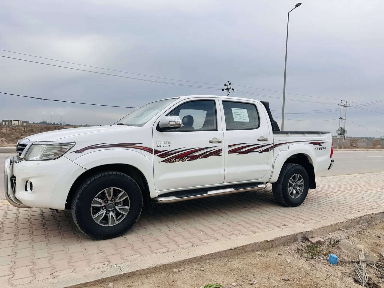 السلام عليكم تيوتا هايلوكس
للبيع موديل 2014
سياره جديده وجاهزه 
اوتوماتيك بيها ملاحضات
باقي التفاصيل اتصل وتدلل 
***********
