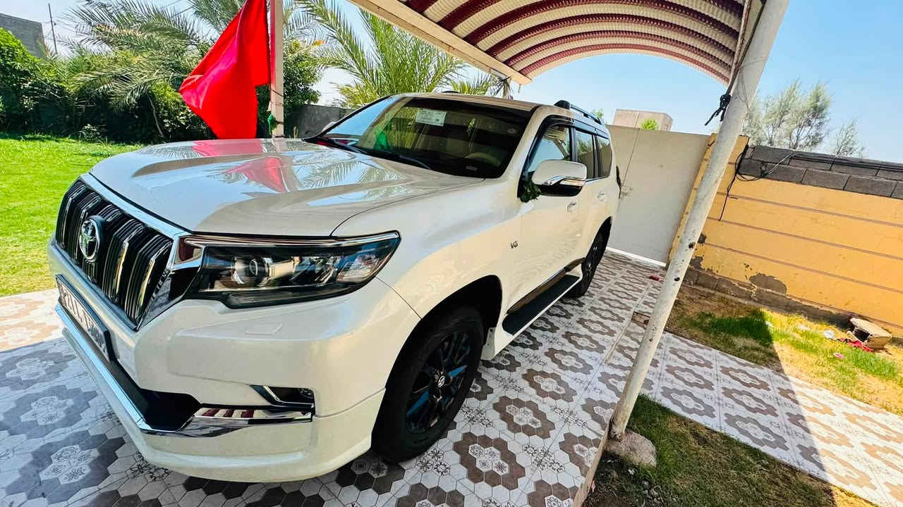 سلام عليكم للبيع برادو موديل ٢٠
سيارة جديدة 
فول موصفات 
رقم شمالي بسمي
فول فول
ترهم مراوس
***********
