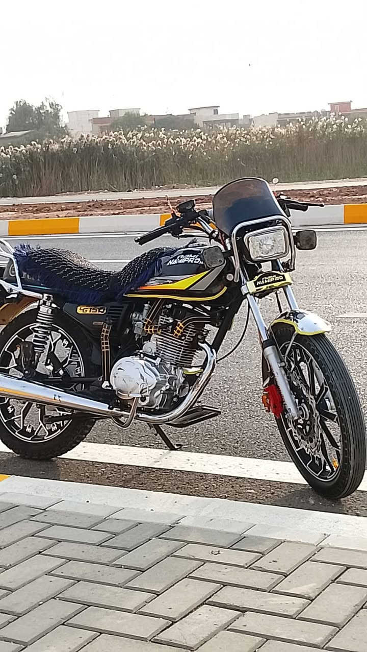 سلام عليكم 
دراجة نامي برو ماكس 
موديل 2024 محرك 200 اوراق كامل 
كهربايات كلة شغال 
سعرة خاص  او هاذة رقمي 👇🏻
***********
