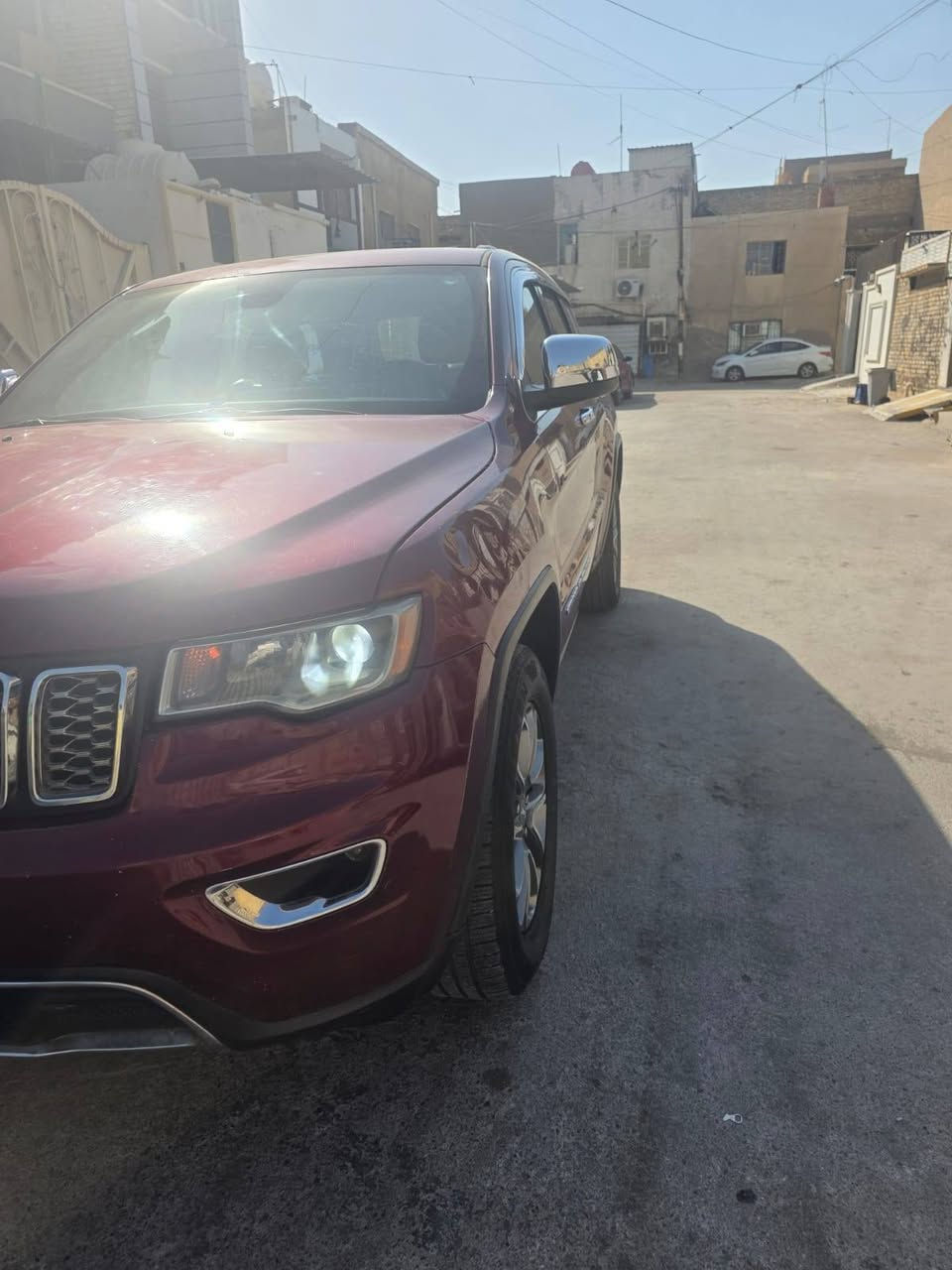 جيب لاريدو  مديل 18 سونار مرفق ماشيه 127 رقم اربيل سعر 200 وبيها مجال ***********
