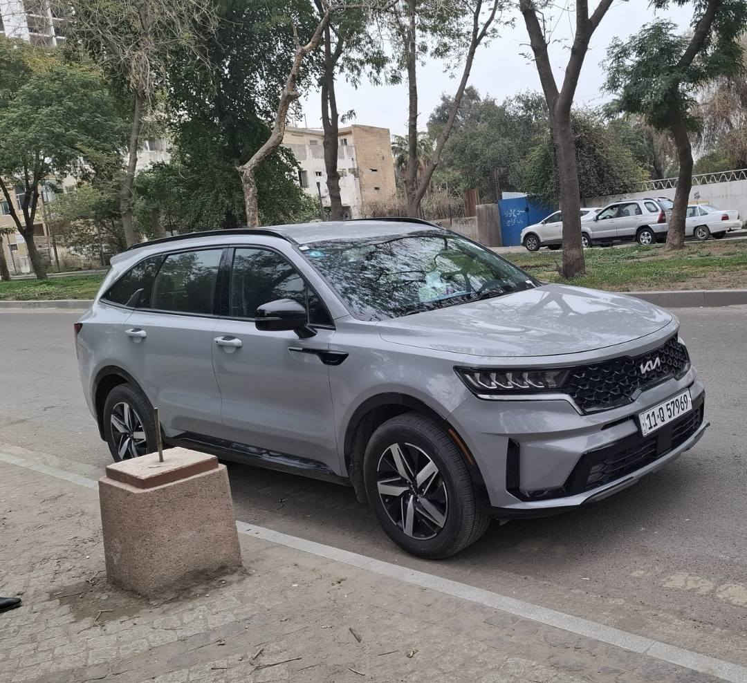 سورنتو موديل 23 فول مواصفات محرك تيربو المرغوب كير 8نمر  كشن جلد حساسات كامرات فول كلش عدى البانوراما رقم بغداد بسمي بيه فقط بارد قليل مايذكر بنهايه قبق الجنطه  ماشيه 40الف  اي نقص مابيه من تخم التاير والحداديه الى الكشر جاهزه  سعرها 270 
***********
