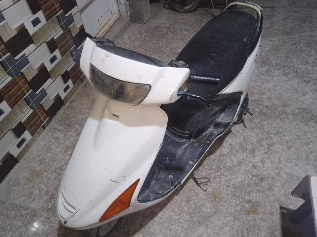 السلام عليكم
فراشه للبيع دراجه حلوه ومحركه حلو مابي شي كهربائيات شغاله سلف سعرها 300 وبيها مجال قليل مكاني البصرة الزبير ***********
