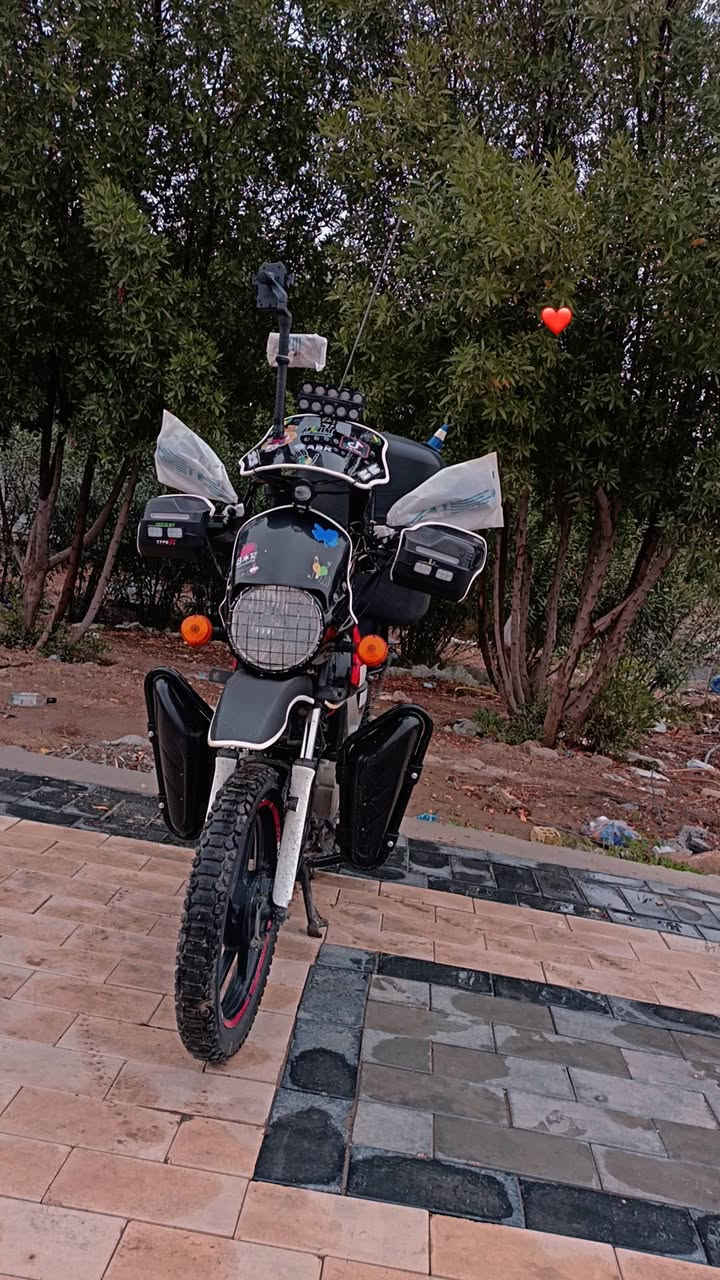 سلام عليكم اخوان بوكسر ٢٢ داخله ب ٢٣ كلش نضيفه وحلوه وبيها هواي اضافات مابيها نقص.. اوراق اصوليه فقط ٦ شراي ادخل خاص او اتصل ***********
