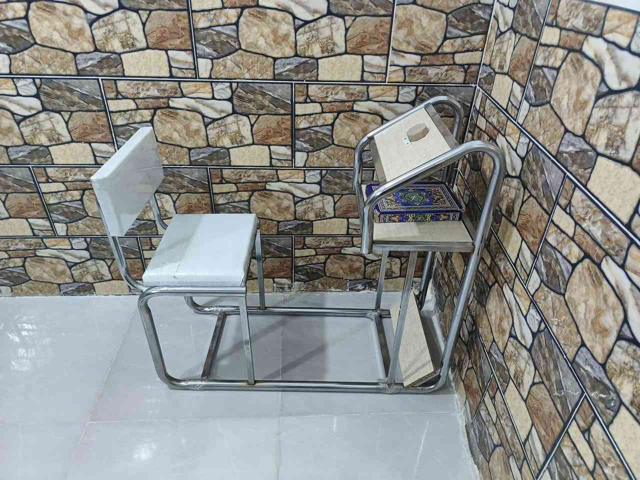 لليع
جديدة سعر ٥٠

***********
