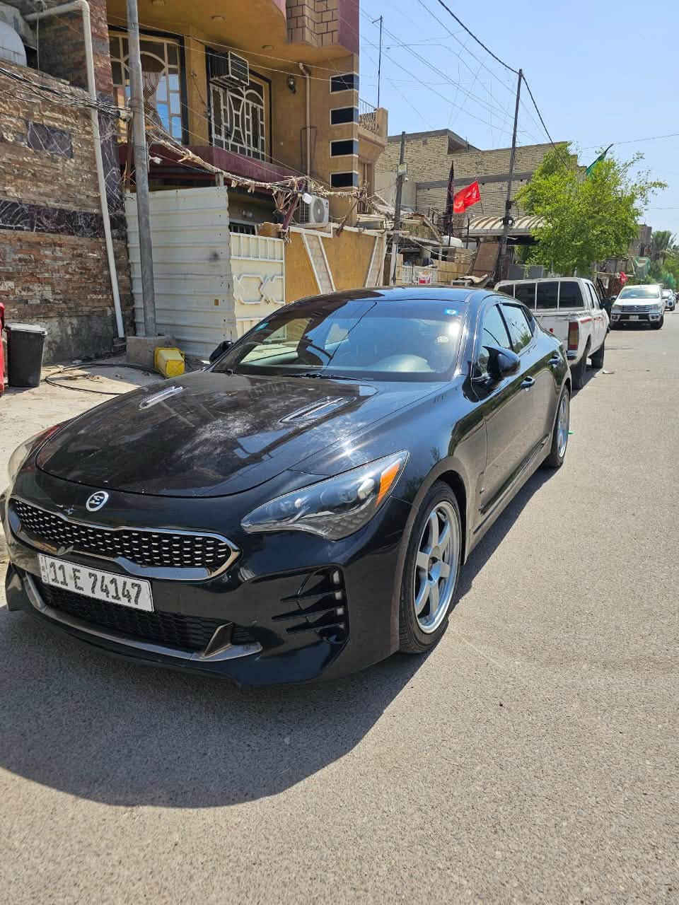 كيا ستنكر 2018 ماشيه 84الف ميل مواصفات ال GT1 حادثها بنيد فقط
بصمه 
تدفئه كشنات 
تحكمات ستيرن 
شاشه 
5 مودات قياده
شفتات 
مري شفط 
رادار 
كشنات جلد 
لد امامي خلفي 
كامره دواره 
عليها دبات وتفريغ
مكانهه حي الخضراء 
***********
السعر 150
