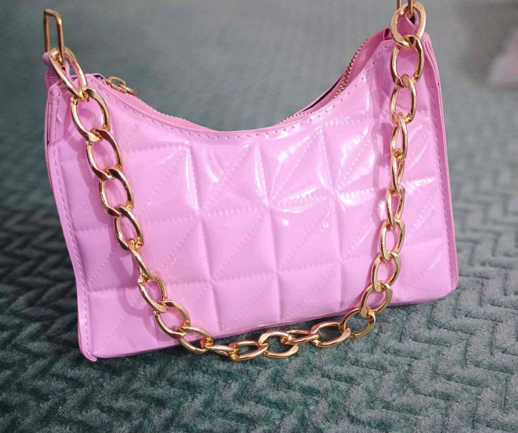 اريد ب١٥٠ ابيعهم50قطعه يردهن يدخل خاص


**إذا كنت صاحب هذا الإعلان وتريد حذفه لأي سبب، رجاءا أرسل رسالة إلى الدعم الفني**