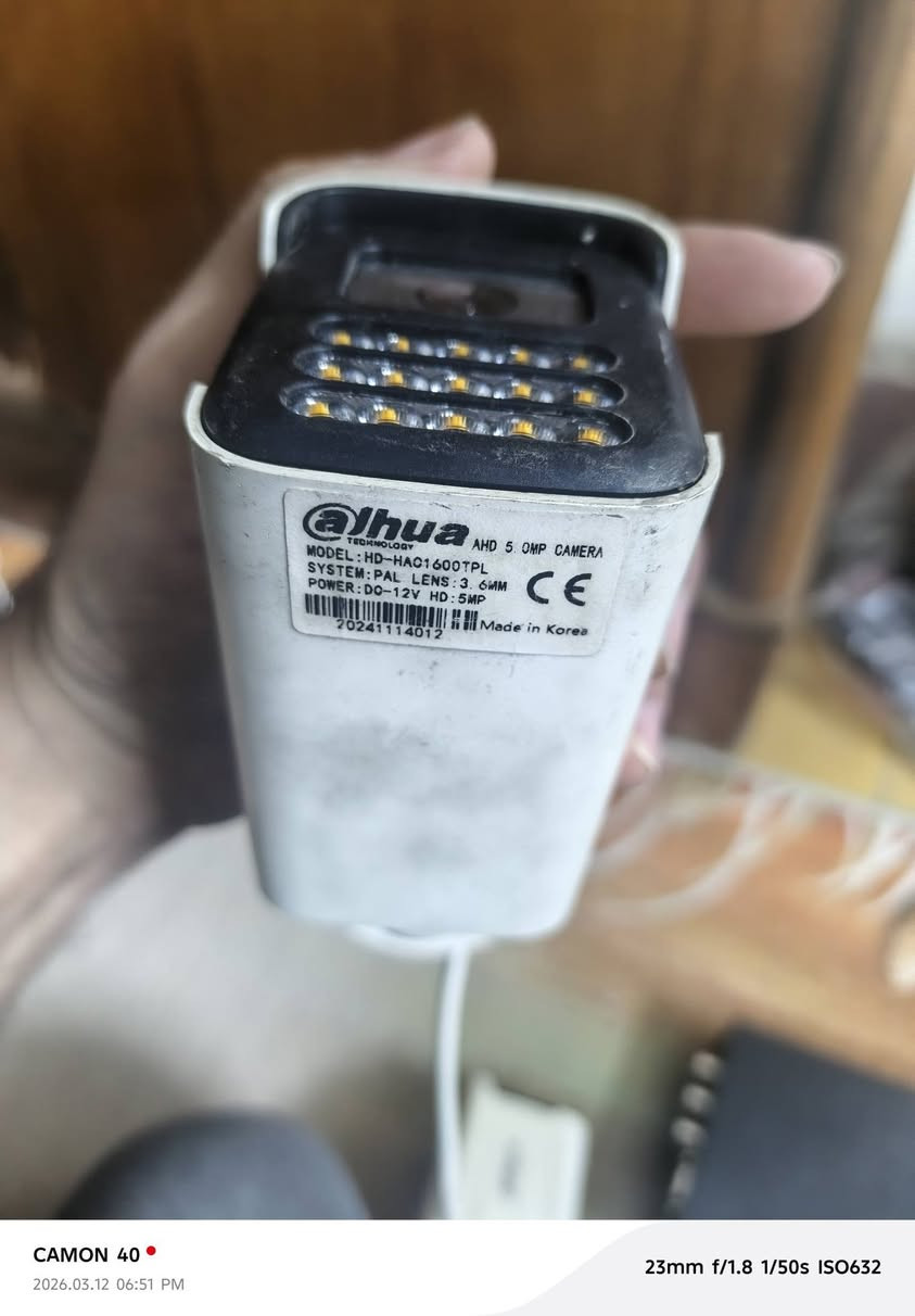 سلام عليكم من رخصت أدمن اخوان عندي هذني لكاميرات لبيع سعرهن كلهن 60 الف مكاني بغداد شارع حيفا 
 اخوان لمو شراي ليعلق بدون زحمه اشراي يتصل ***********
