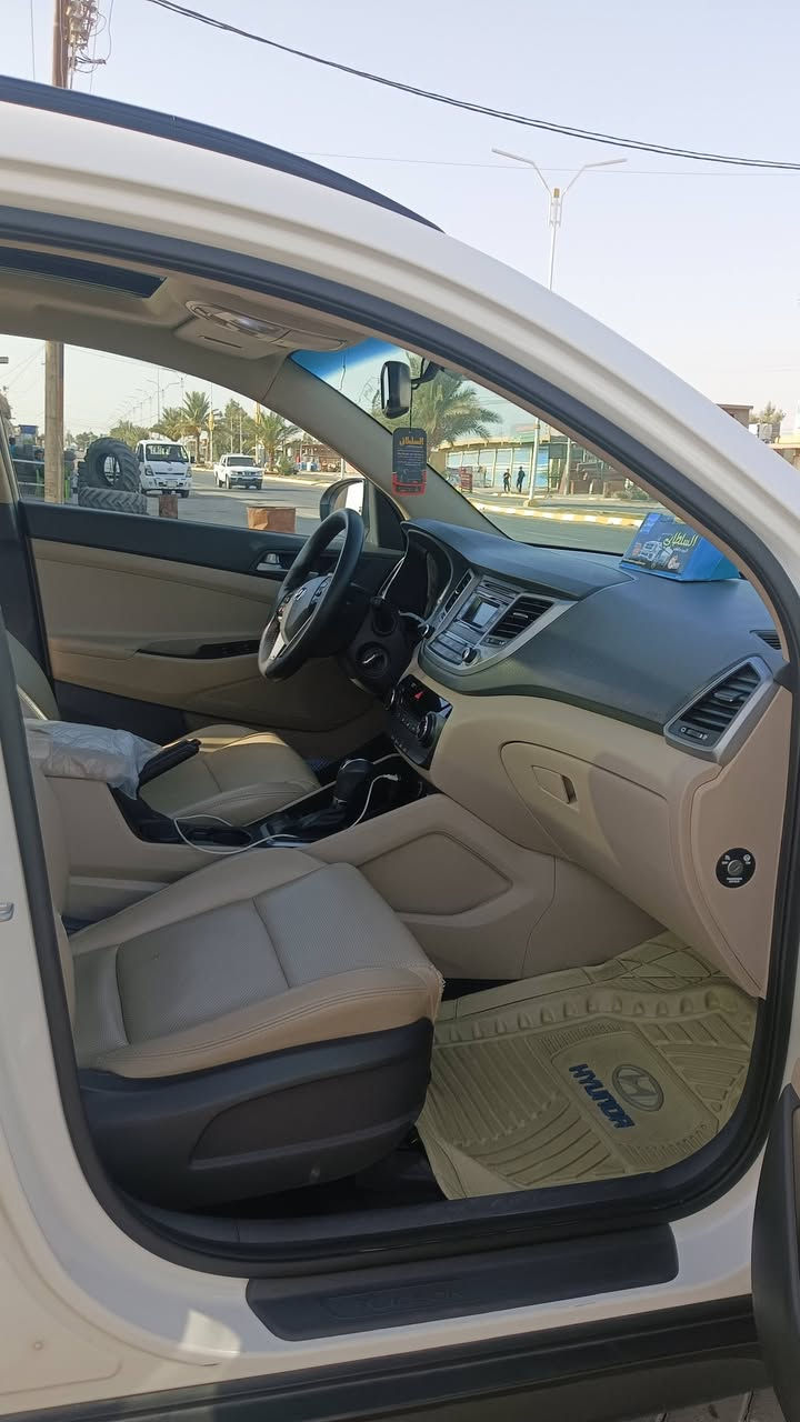 هيونداي توسان  2018
ماشيه( 107  )الف كم
ويل 18  بانوراما طويلة
رقم بغداد اجنبي
السيارة نظيفة جداً
قطعتين تبريد 
محرك 2000 
داخل بيجي 
مري شفط ترحيب
رقم بغداد دولي بسمي هزه وسنوية جديدة
العنوان / الدجيل 
رقمي /***********
