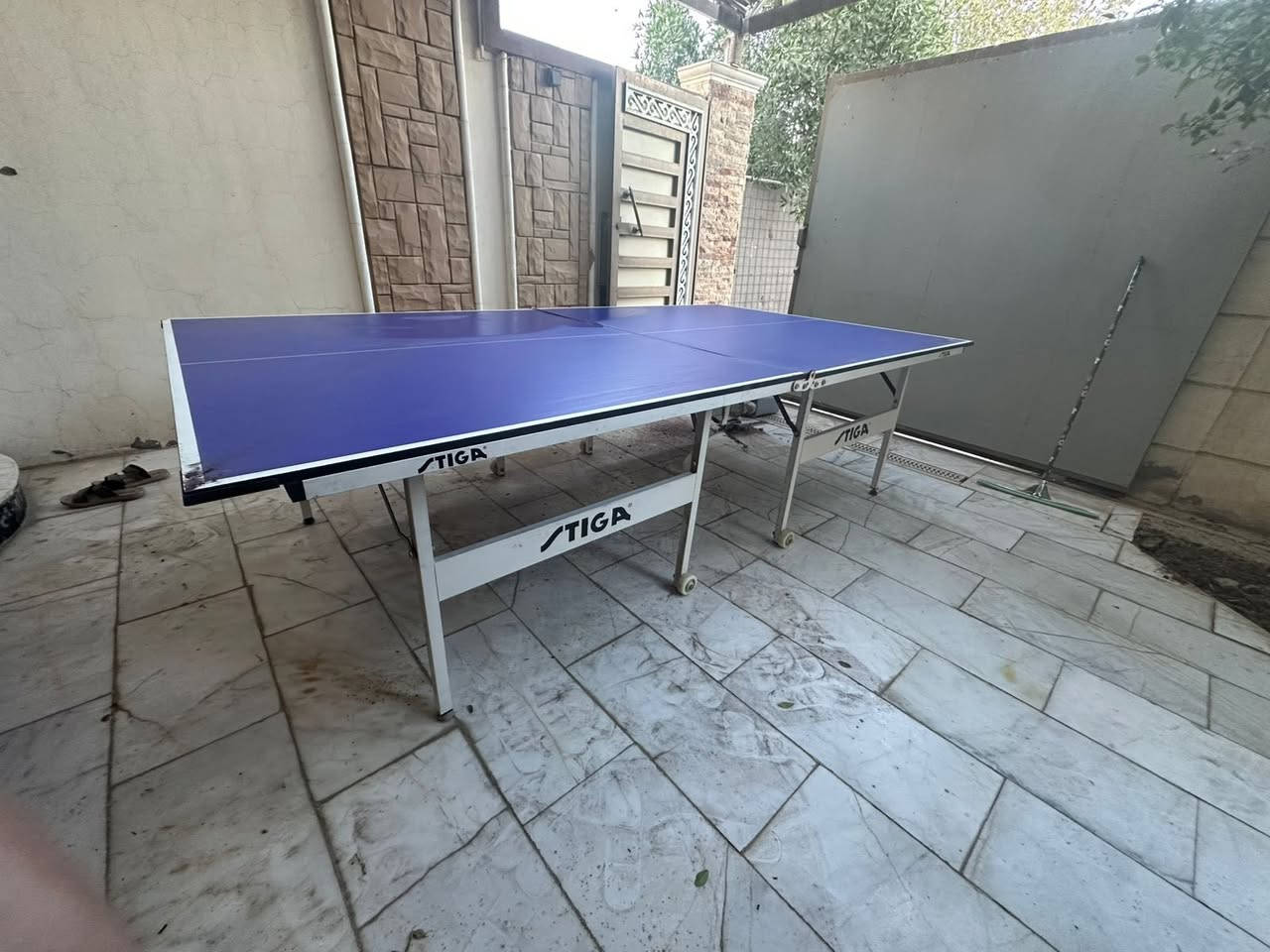 طاولة لعبة منضده للبيع كلش نضيفه وسعرها (200 )وبيه مجال عنوان كربلاء للستفسار ***********
